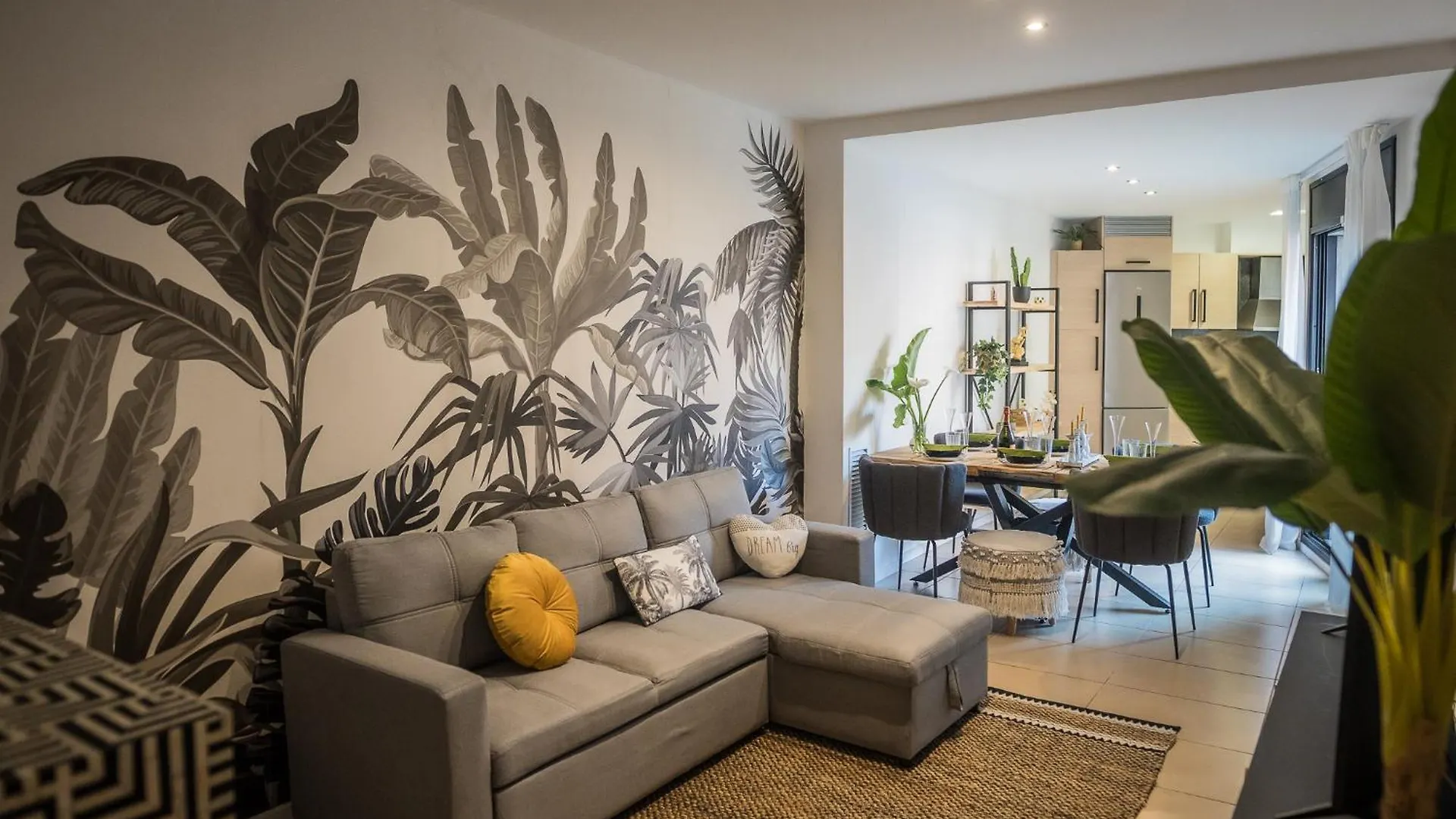 Abaros Apartment Lloret de Mar Spain